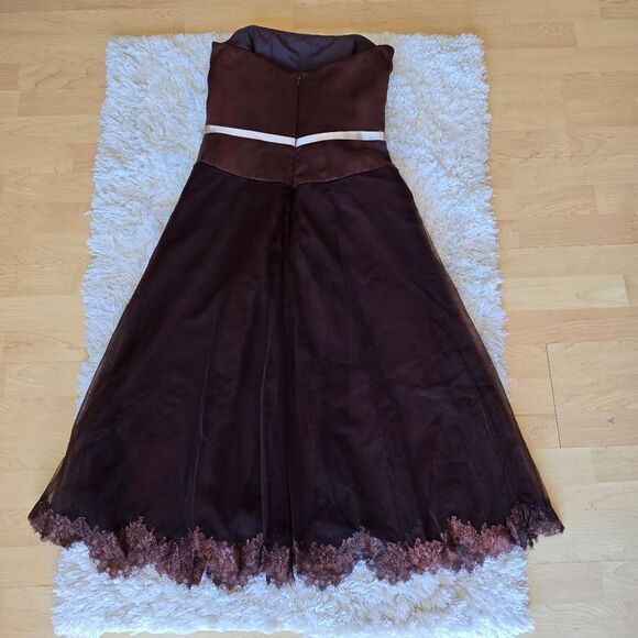 B2 Womens Elegant Brown Strapless Dress Size 14 Renaissance Fairycore - Picture 9 of 10